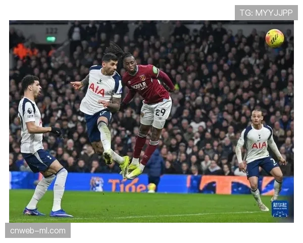 实时：西汉姆联连入两球，2-1反超托特纳姆热刺