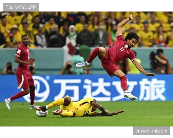 深度战术：解析斯特拉斯堡新帅带来的三中卫体系变化